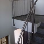 Gelaender Dem Stiegenverlauf Angepasst